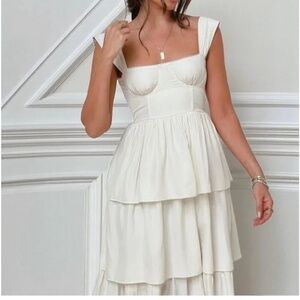 WEWOREWHAT corset tiered midi dress